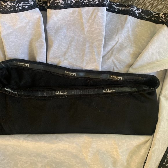 Lululemon skirt - Picture 3 of 3